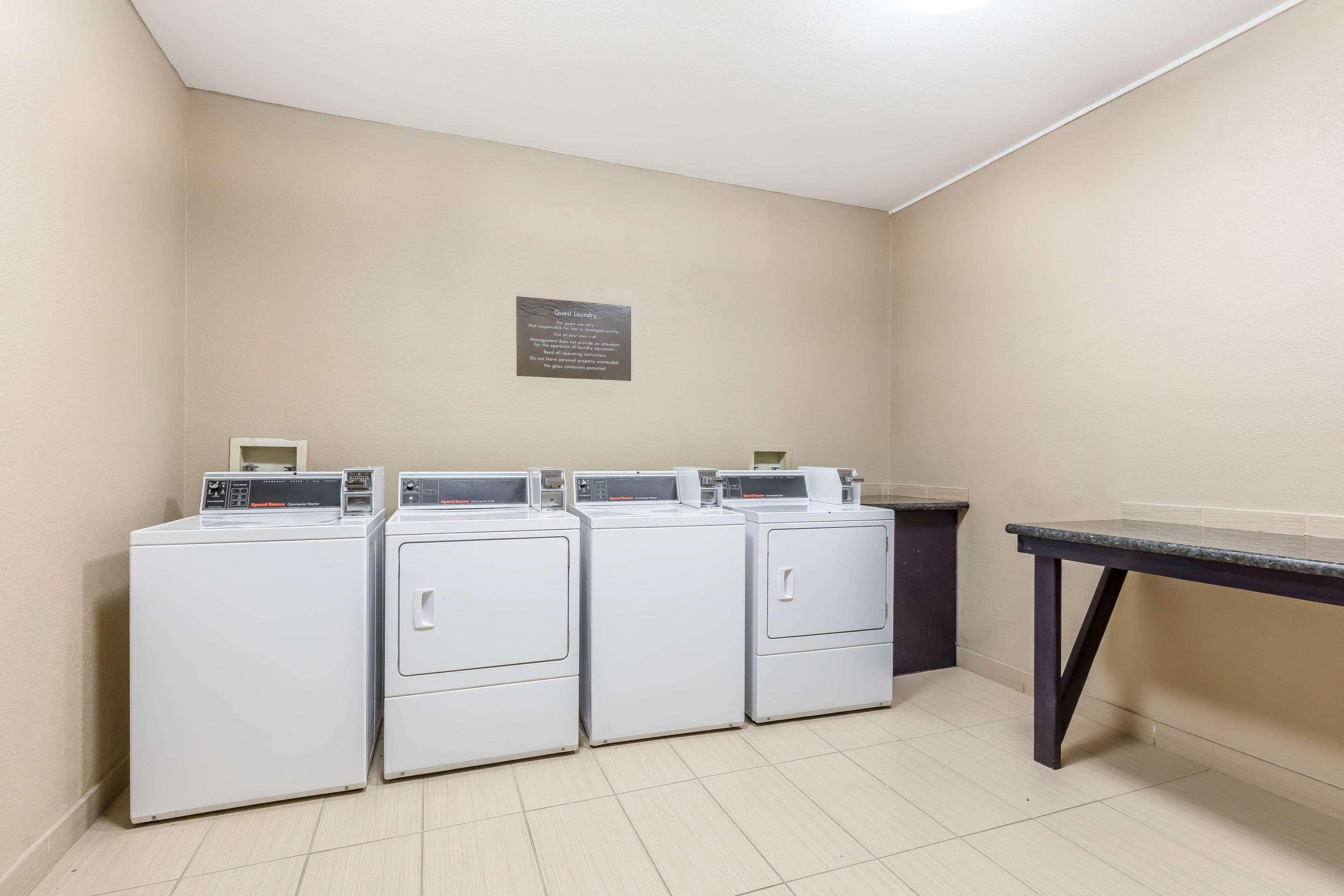 Comfort Inn & Suites Crystal Inn Sportsplex Gulfport Kültér fotó