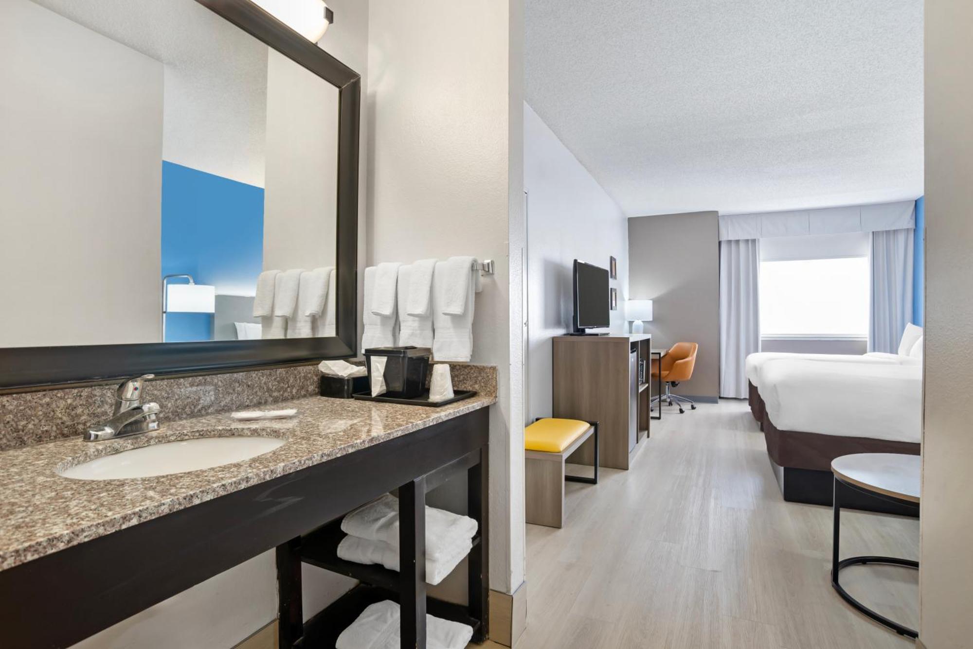 Comfort Inn & Suites Crystal Inn Sportsplex Gulfport Kültér fotó